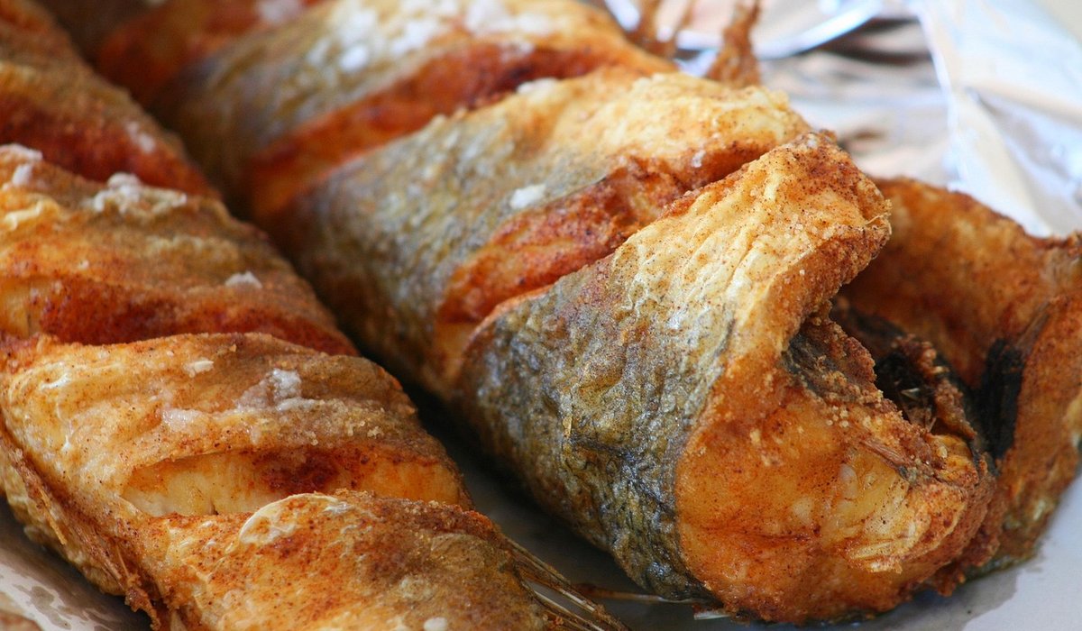 A Short History of the British Crisp Packet
